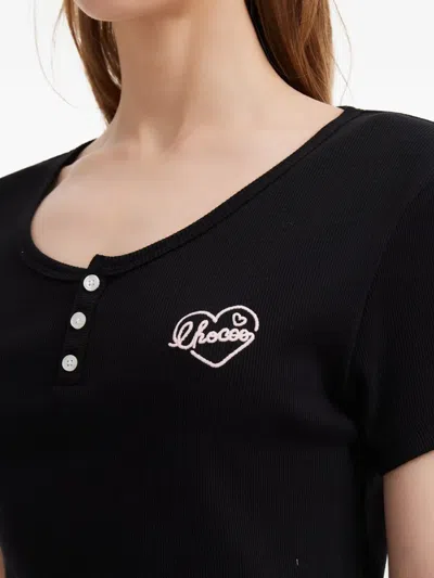 Chocoolate Ribbed Button-embellished T-shirt In Black