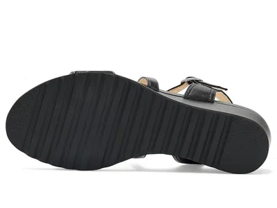 David Tate Koda In Black