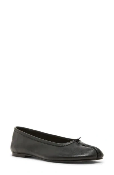 Steve Madden Calico Ballet Flat In Black