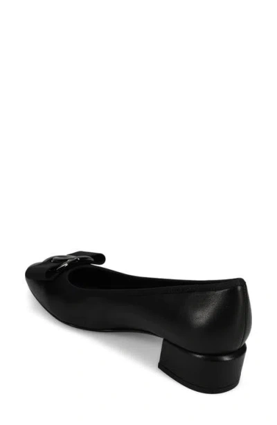Vaneli Amiel Pump In Black