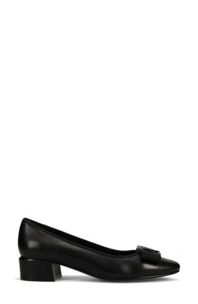 Vaneli Amiel Pump In Black