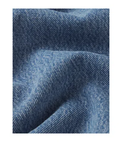 Frame The Vertical In Blue