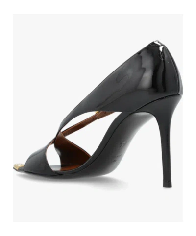 Giuseppe Zanotti 90mm Intrigo Patent-leather Cross-strap Heeled Sandals In Black