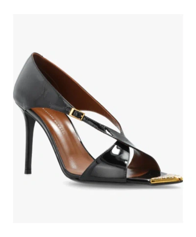 Giuseppe Zanotti 90mm Intrigo Patent-leather Cross-strap Heeled Sandals In Black