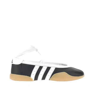 Adidas Originals Sneakers With Contrast Stripes And Rubber Sole In Multi