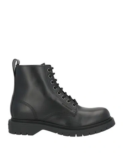 Givenchy Chunky Sole Leather Ankle Boots With Pull Tab In Black
