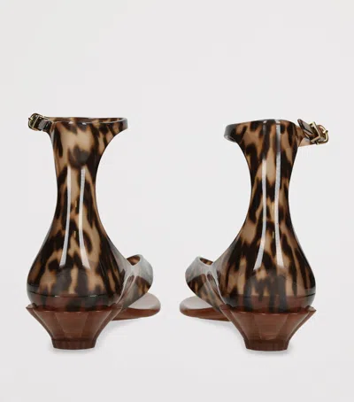 Chloé Jelly Flip-flop Sandals Tropical Print Shell Heel In Brown