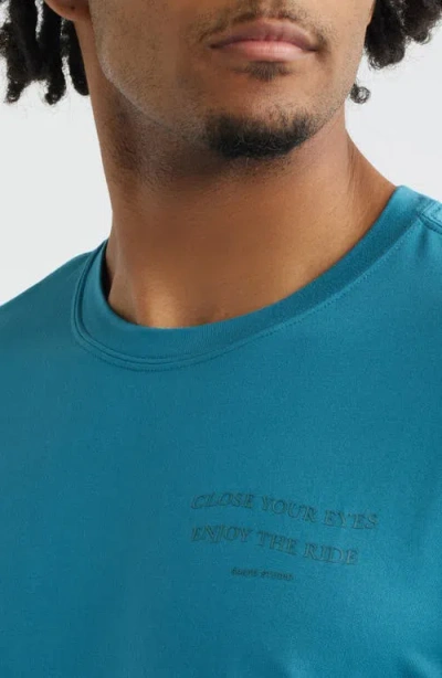 Santo Studio Tempo Enjoy Tech Graphic T-shirt In Blue