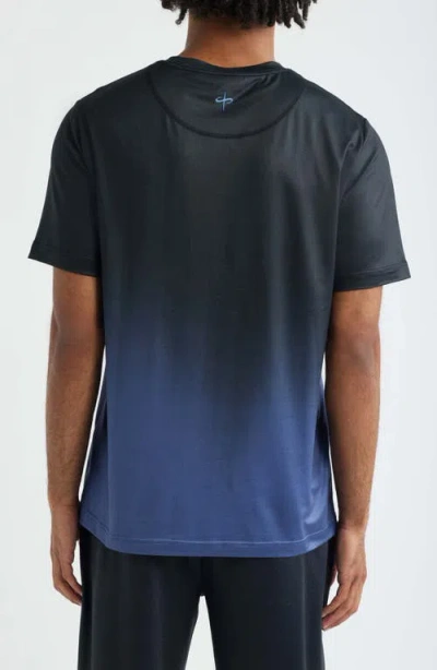 Santo Studio Tempo Faded Tech Performance T-shirt In Multi
