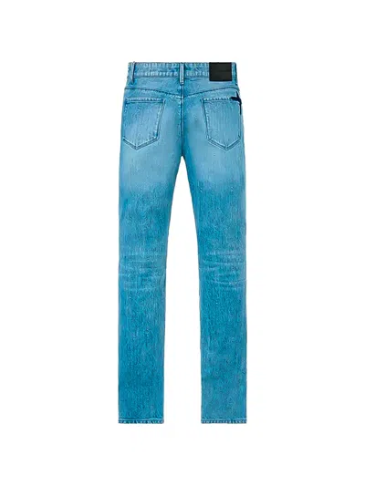 Rta Bryant Eans In Blue