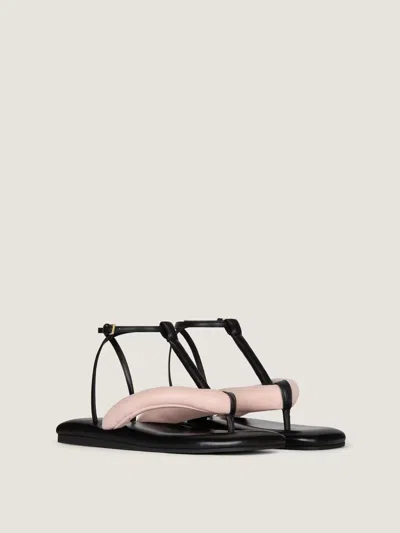 Givenchy Sandales Tongs Bicolores Boudoir En Cuir Nappa In Black