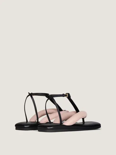 Givenchy Sandales Tongs Bicolores Boudoir En Cuir Nappa In Black