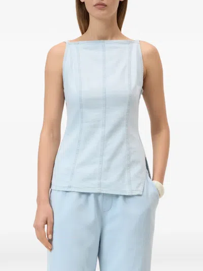 Closed Strap Top In Blue
