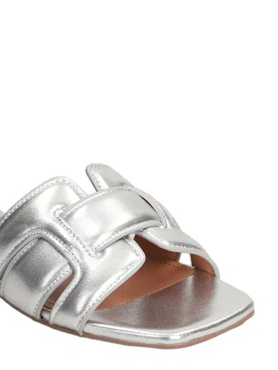 Bibi Lou Holly Interwoven-strap Flat Sandals In Silver