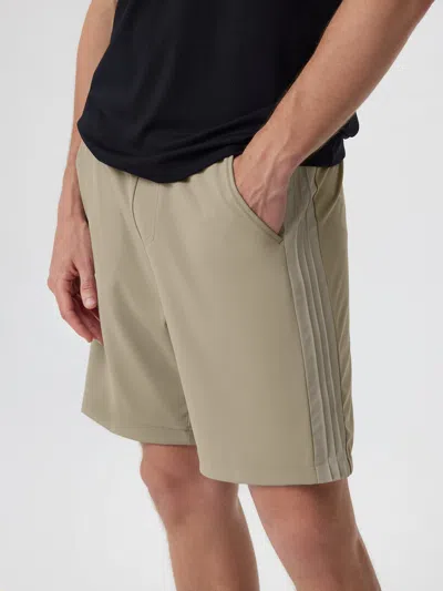 Fioboc Smoothblend Quick Dry Short Unlined 7" In Brown