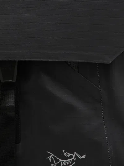 Arc'teryx Logo-print Buckle-fastening Backpack In Pattern