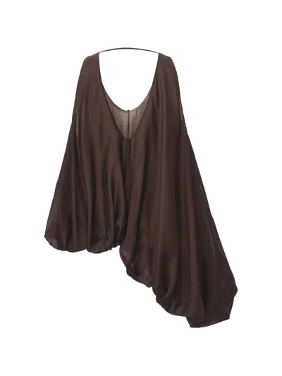 Ili Node Fleur Asymmetric Draped Top In Brown
