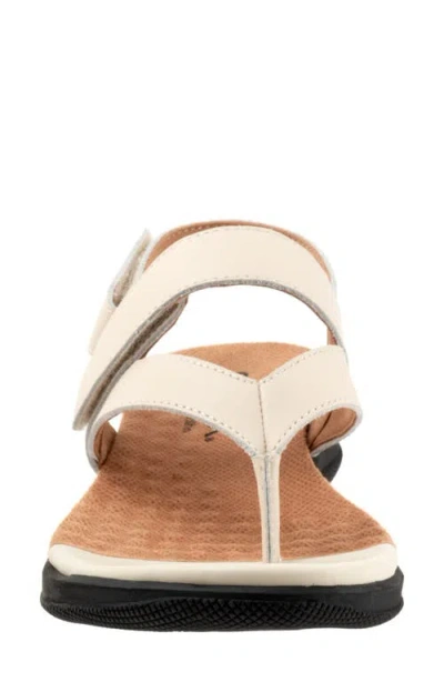 Softwalk Tracy Sandal In White