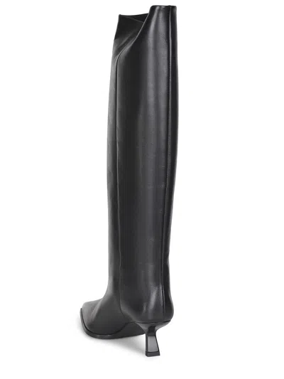 Poeve Boots In Black