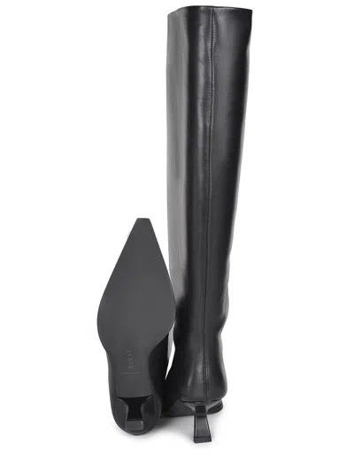 Poeve Boots In Black