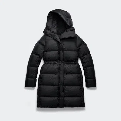 Canada Goose Montgomery Down Hooded Puffer Coat In Black
