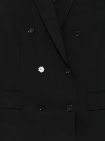 Juunj Double-breasted Buttoned Blazer In Black