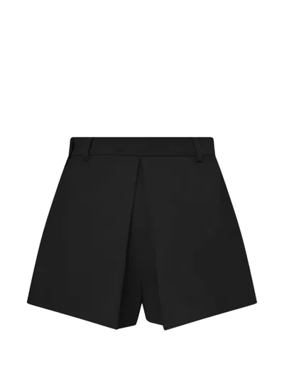 Pushbutton Pleated A-line Shorts In Black