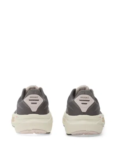 Brooks Ghost 17 Running Shoe In Multi