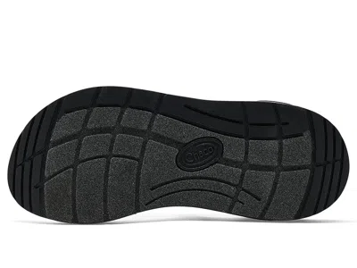 Chaco Cushz Toe-loop In Black