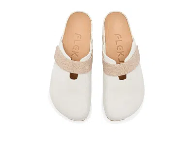 Fleks More Mesa Clog In White