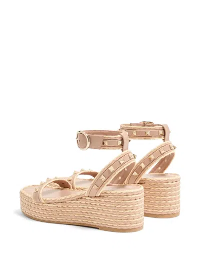 Valentino Garavani Rockstud Flatform Sandal In Calfskin 45mm Woman Rose Cannelle 39 In Brown