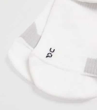 On Performance Run Low Socks In White