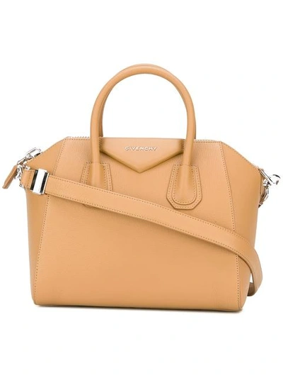 Givenchy Antigona小号手提包 In Neutrals