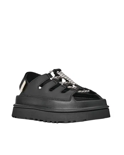 Ugg Goldenglow Toggle Sandals In Black