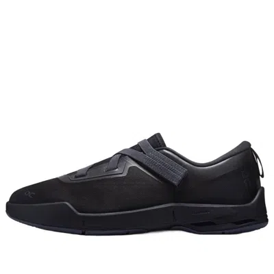 On Cloudnova Mo Sneaker In Black
