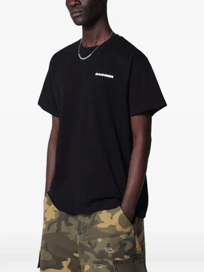Dagger Logo-print T-shirt In Black