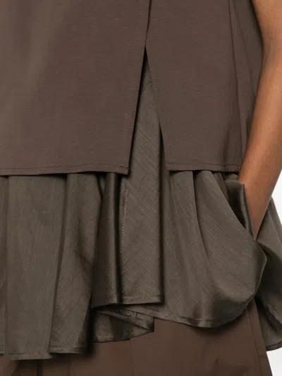 Su Layered Ruffled Top In Brown