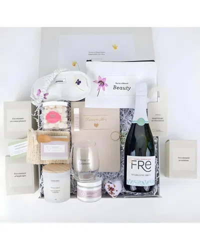 Lizush Unisex Gift Basket