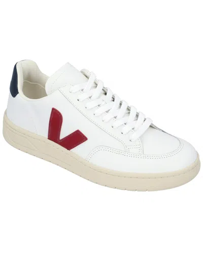 Veja Logo Casual Sports Shoes In White