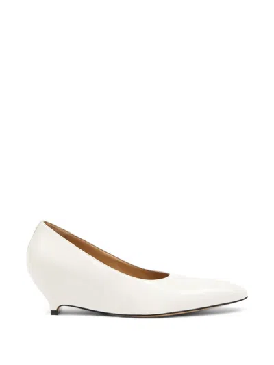 Maison Margiela Womens White H55 Pointed-toe Leather Courts Eur 40 / 7 Uk In Animal Print