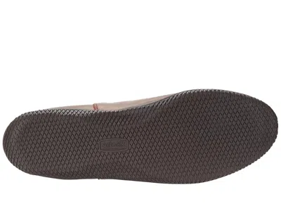 Softwalk Highland In Brown