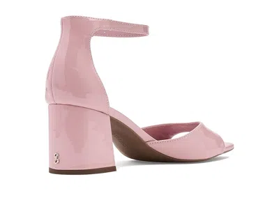 Sam & Libby Leanne In Pink