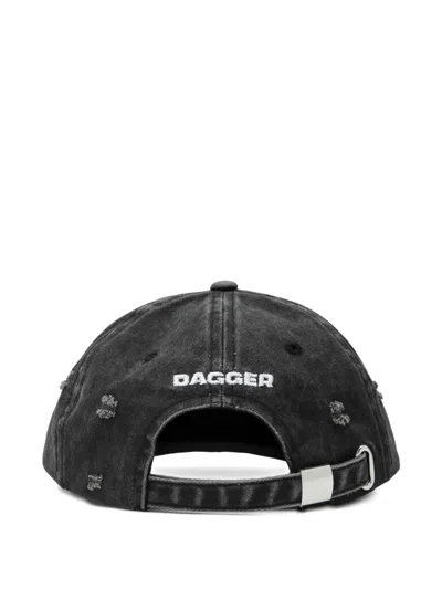 Dagger Distressed-effect Embroidered-logo Cap In Black