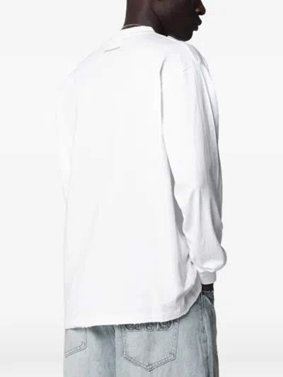 Dagger Distressed Graphic-print T-shirt In White