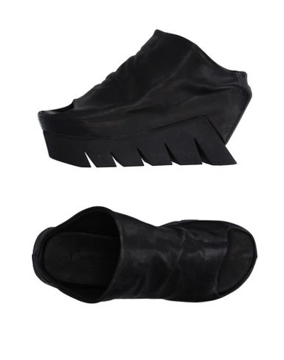 Cinzia Araia Sandals In ブラック