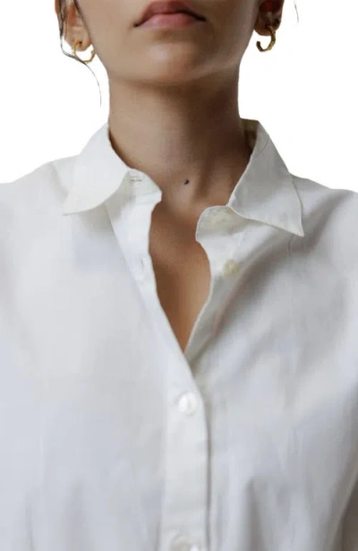Reistor Oversized Crop Shirt In White