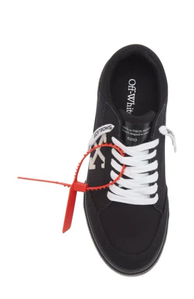 Off-white Vulcanized Low Sneaker In Black