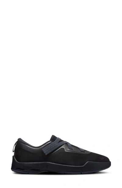 On Cloudnova Mo Sneaker In Black