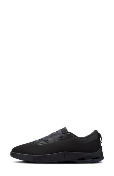 On Cloudnova Mo Sneaker In Black