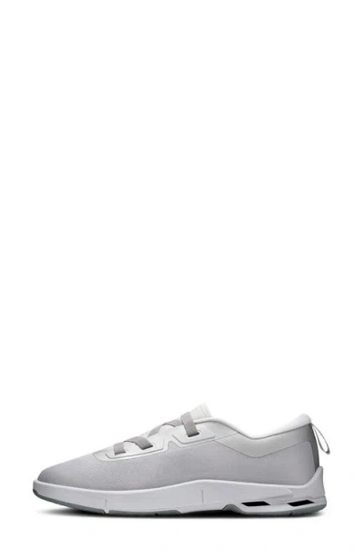 On Gray Cloudnova Mo Sneakers In Gray
